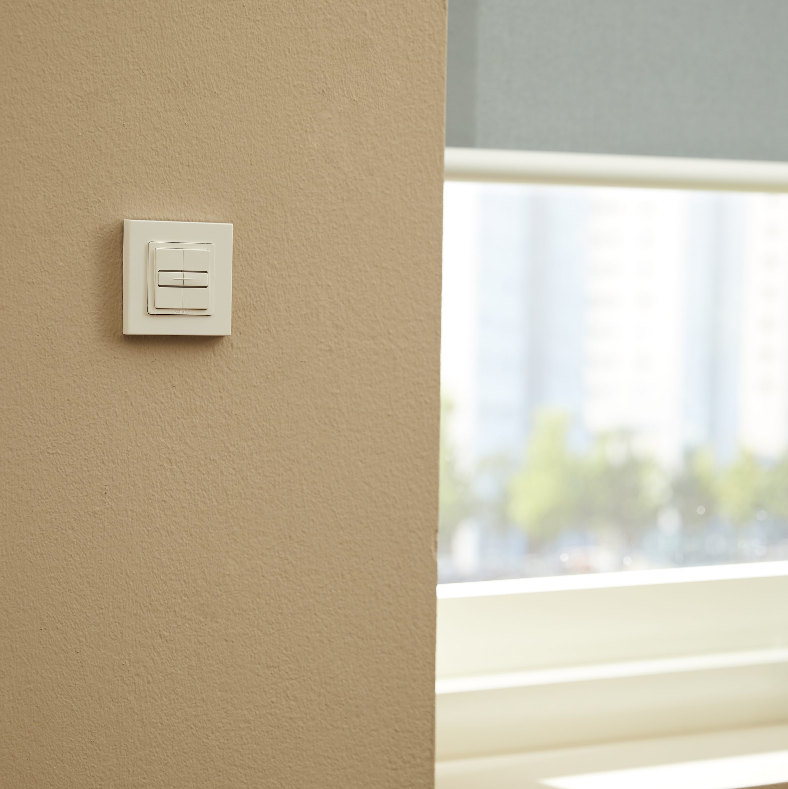 ELECTRIC CURTAIN TRACK GLYDEA (RISES 60KG) - Image 8