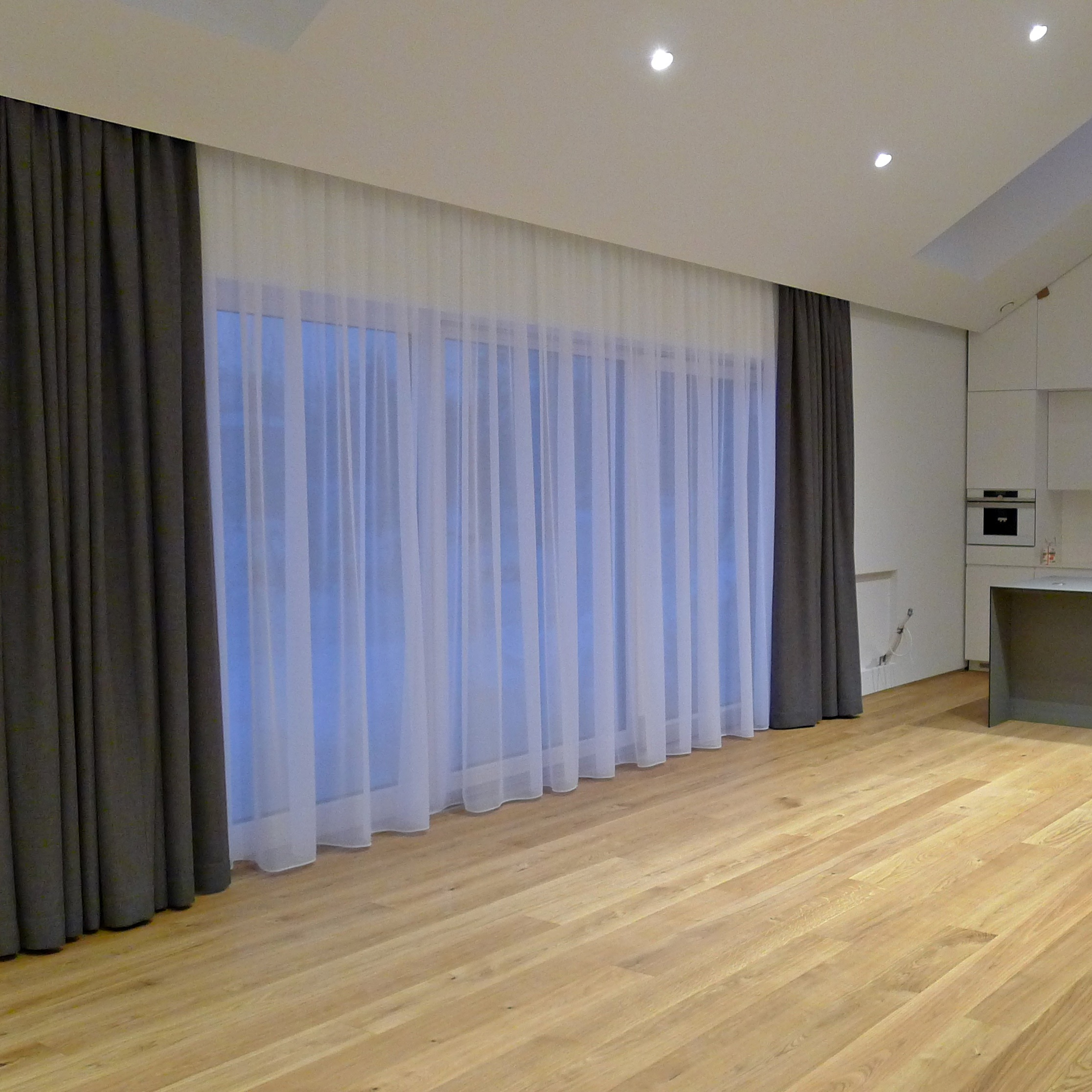 UST TERGAL ↕300 - Image 17